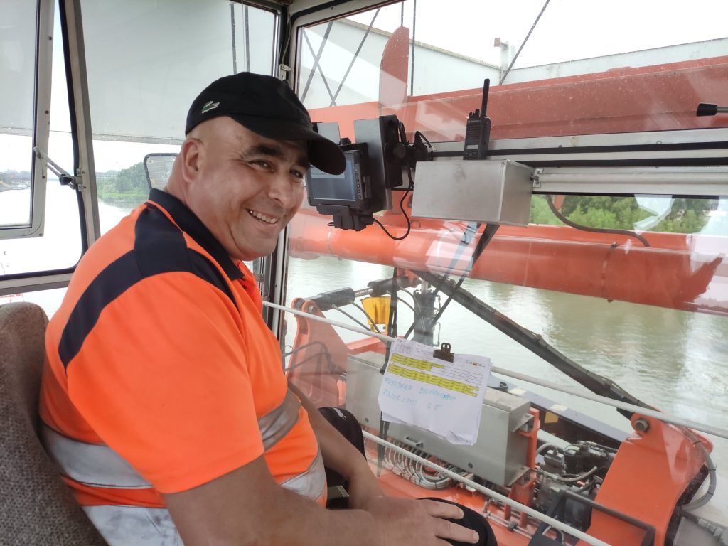 Farid Yagoub au portique port de Lille